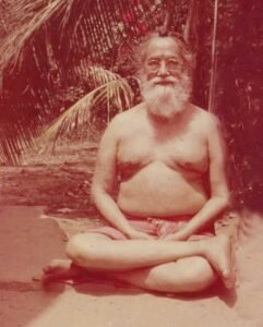 Baba Hariharananda practicando Kriya Yoga